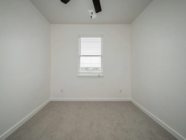 8434 Adelaide Dr — Photo 41