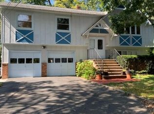 92 Hillside Ave, Dover, NJ 07801