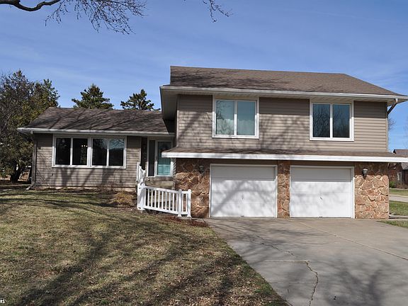 2nd image of 304 W Randall Rd