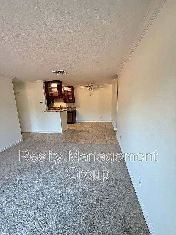 2 bed, 2.0 bath, 821 sqft, $2,495 — Photo 4