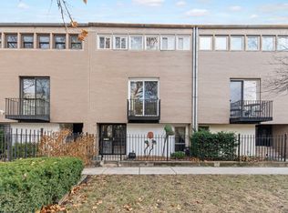 5512 S Harper Ave, Chicago, IL