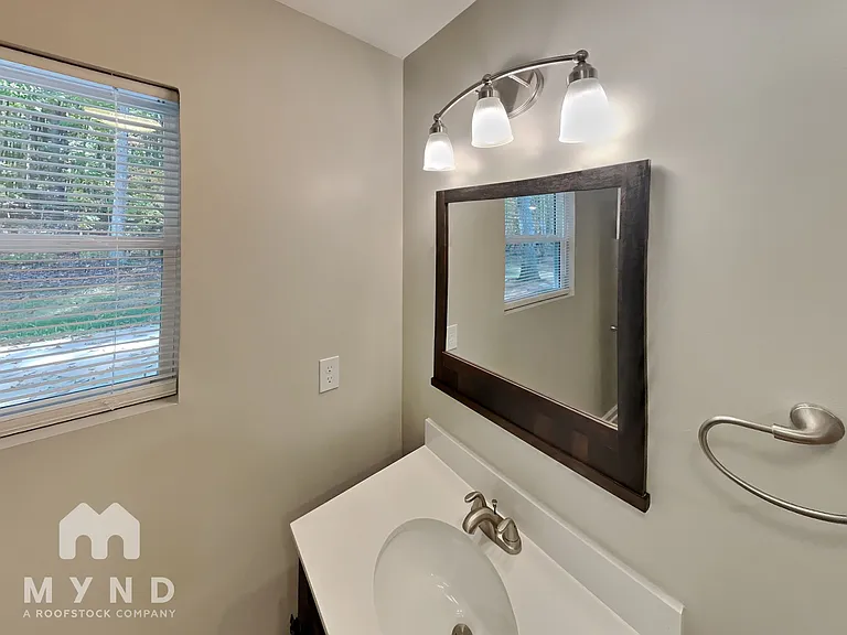 214 Aspen Dr — Photo 11