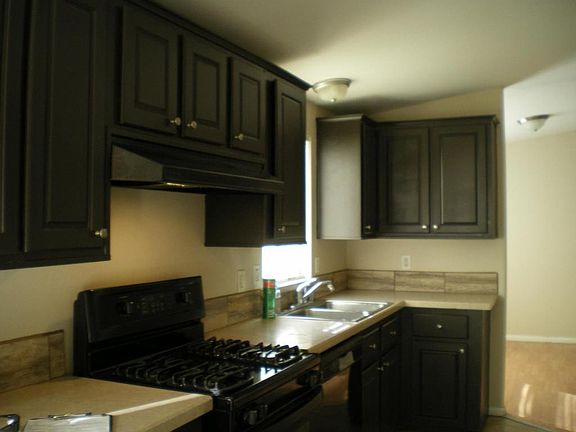 3rd image of 310 Potrero St
