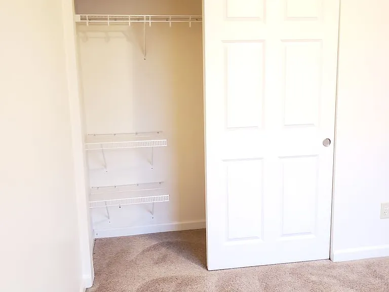 909 Gellatly St — Photo 27