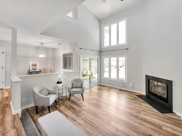 4225 Pin Oak Dr, Durham, NC 27707