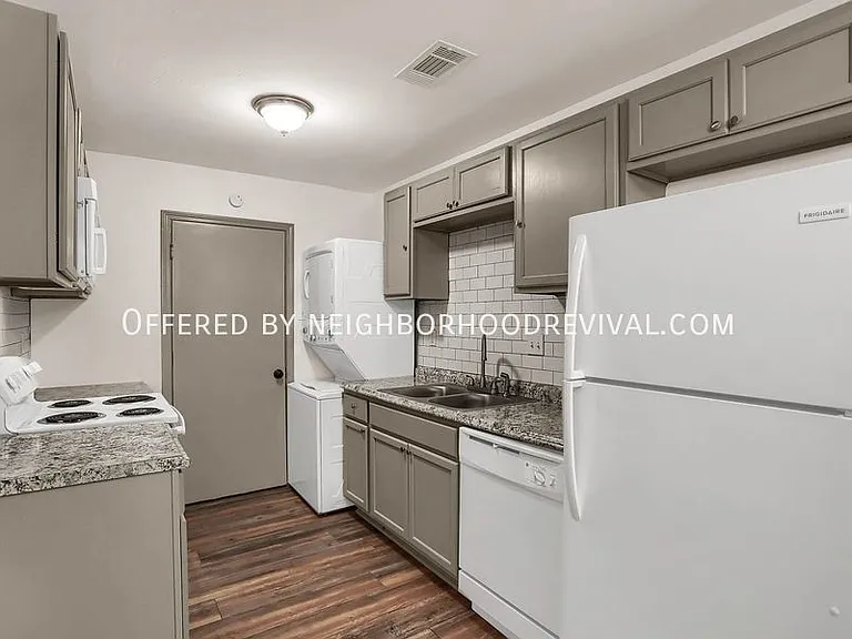 3556 Vanuys Rd — Photo 11