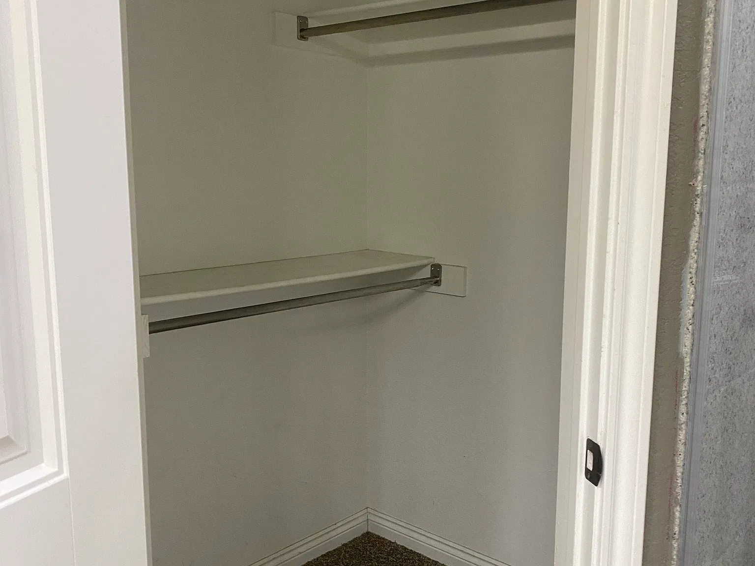 4 bed, 1885 sqft, $2,600 — Photo 3