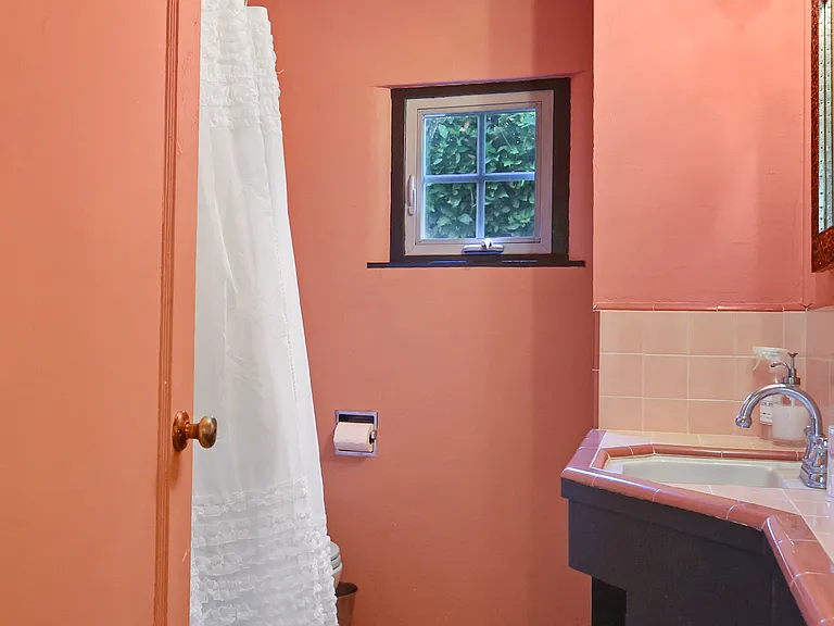 4395 Opal Cliff Dr — Photo 10