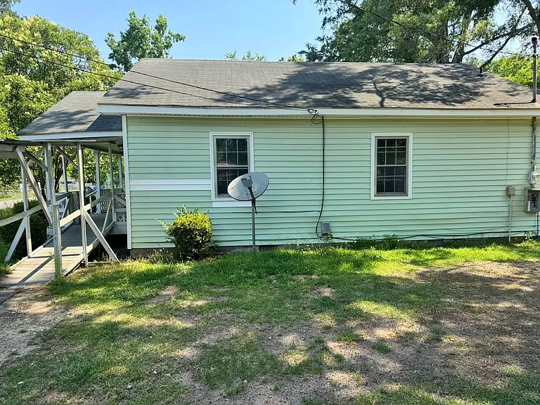 215 Triangle Pl — Photo 13