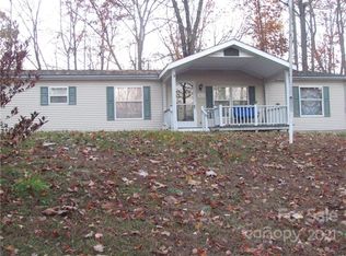 47 Dean Ln, Fletcher, NC 28732