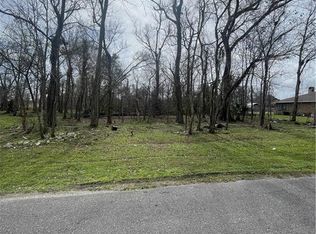 62 N Kelly Ln, Westwego, LA 70094