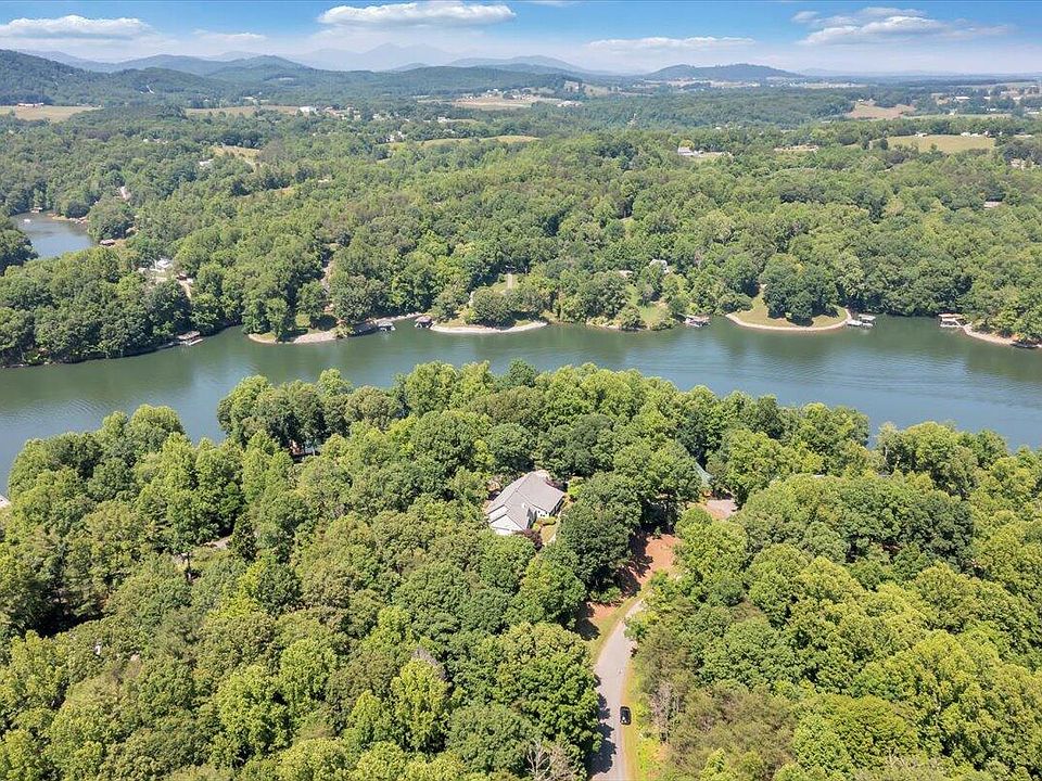 1495 Walnut Run Dr, Hardy, VA 24101 | Zillow