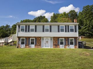 5413 Deer Park Dr, Roanoke, VA 24019
