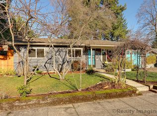 5745 SE Mall St, Portland, OR 97206