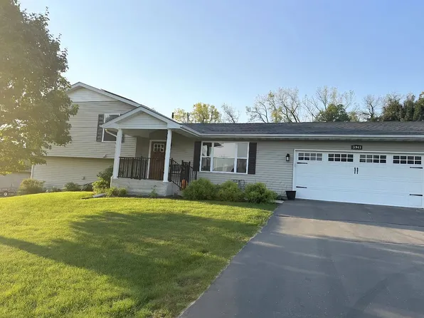 3941 E Whippoorwill Ln, Byron, IL 61010