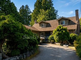 305 52a St, Delta, BC V4M2Z7