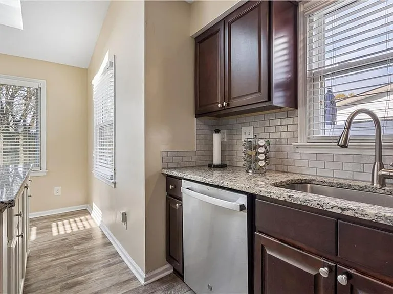 4868 Boxford Rd — Photo 19