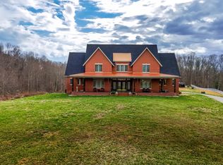 128 Marcum Trl, East Bernstadt, KY 40729