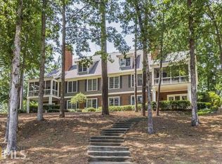 1021-1021B Marina Cove Ln, Greensboro, GA 30642