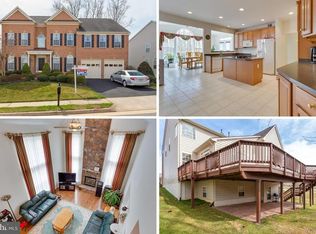 7122 Ayers Meadow Ln, Springfield, VA 22150