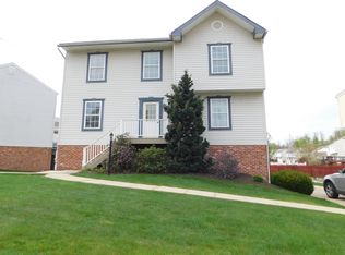 233 Hooks Ln, Canonsburg, PA 15317