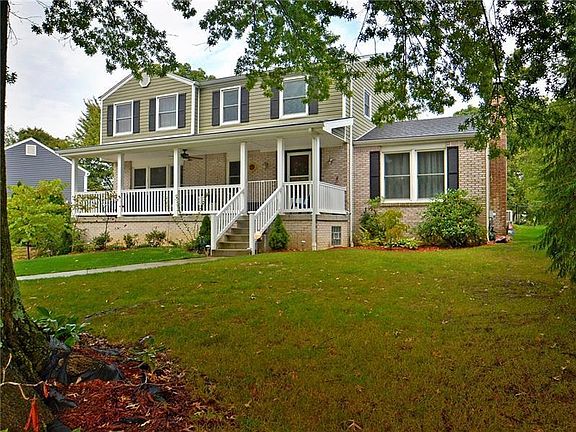 2nd image of 6947 Berkshire Dr