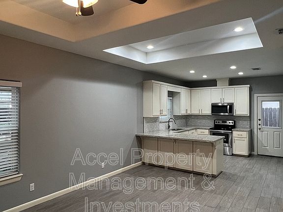 4th image of 413 Downing Ave APT 2