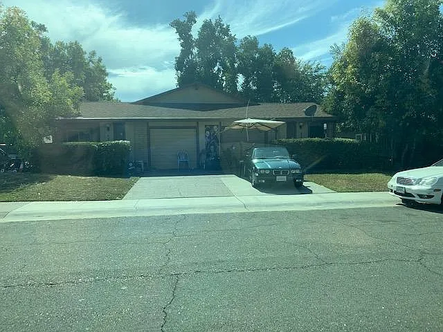 7525 Gallant Cir photo 1