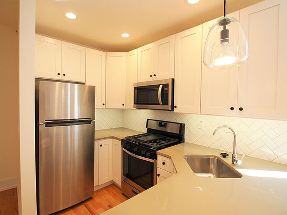 5th image of 721 N 5th St Unit 4