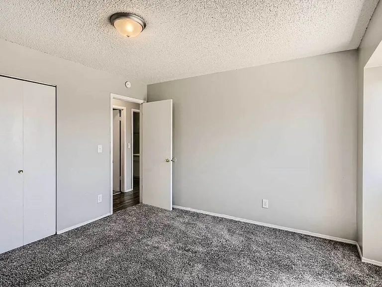 Mesa Vista — Photo 16