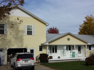 6040 Lakeview Park Dr, Linden, MI 48451