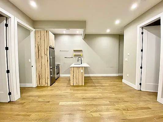 3rd image of 692 Saint Marks Ave #4R