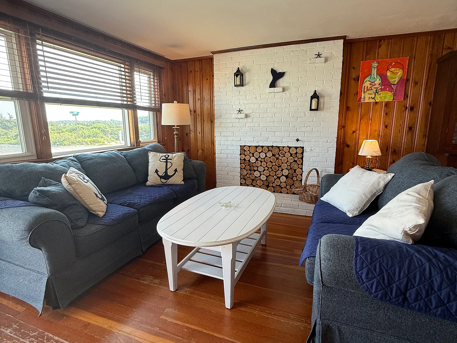 3 bed, 888 sqft, $2,200 — Photo 3
