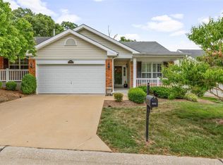 10251 Greenwich Pl, Saint Louis, MO