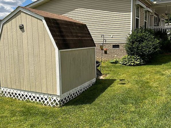 223 Pebble Springs Dr