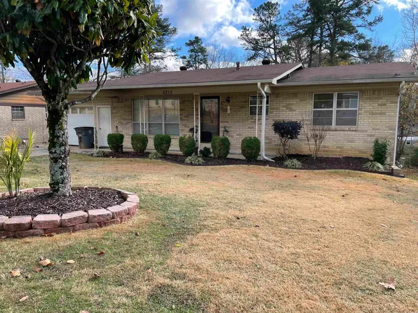 2213 Hobson Ave, Hot Springs, AR 71913