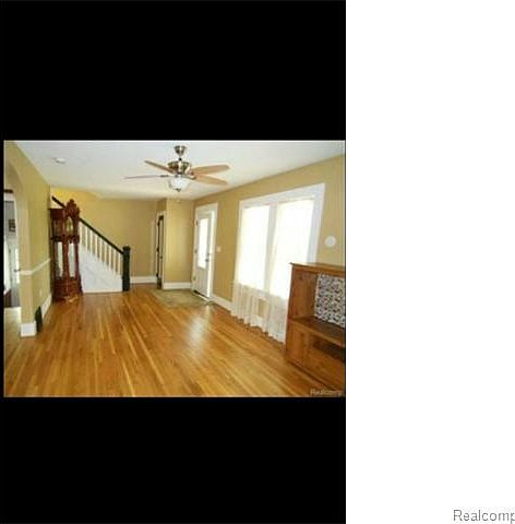 2nd image of 765 Grace St