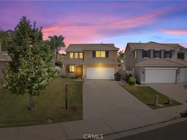 8810 Flintridge Ln, Corona, CA 92883
