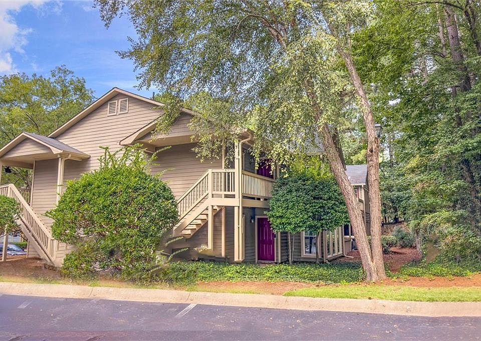 1st image of 1307 Country Park Dr SE