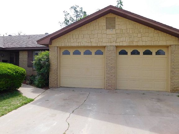 3rd image of 3928 E Everglade Ave