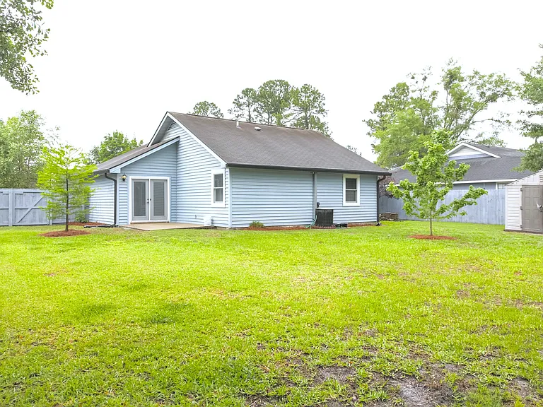 607 Scott St — Photo 35