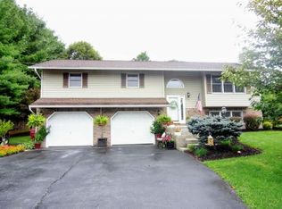 1436 Carroll Creek Rd, Johnson City, TN 37604