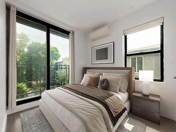 5th image of 781 Lexington Ave #4C