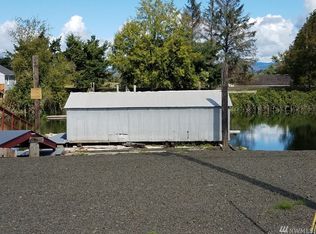 170 S Welcome Slough Rd, Cathlamet, WA 98612