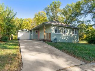 311 SW Noel St, Lees Summit, MO 64063