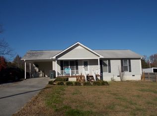 114 McEntyre Loop SE, Calhoun, GA 30701