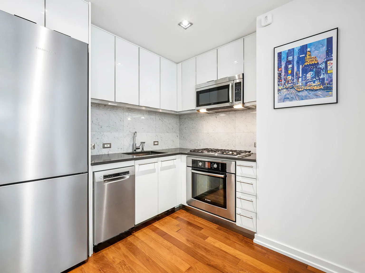 58 Metropolitan Avenue — Photo 2