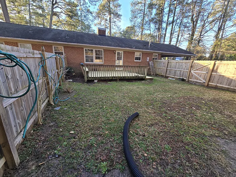 4640 Pinedale Dr — Photo 11