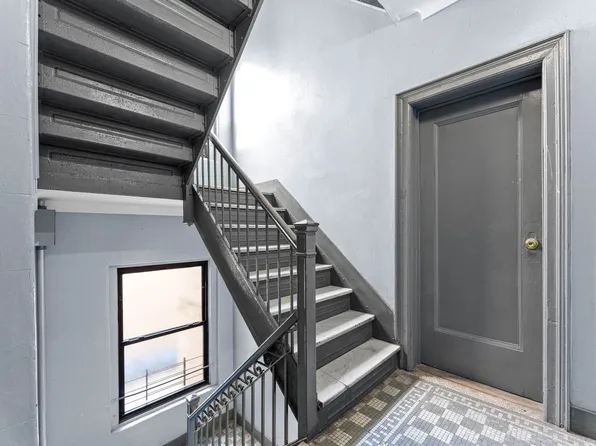 993 President Street image 3 of 3