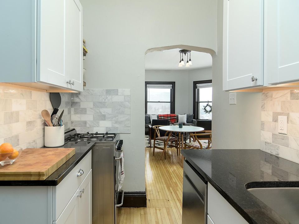 1st image of 1770 Hennepin Ave APT B1
